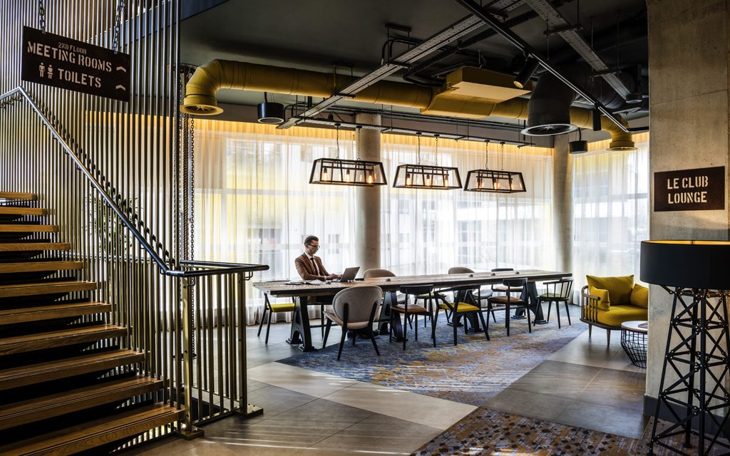 Why Big Corporations Move Into Coworking Spaces