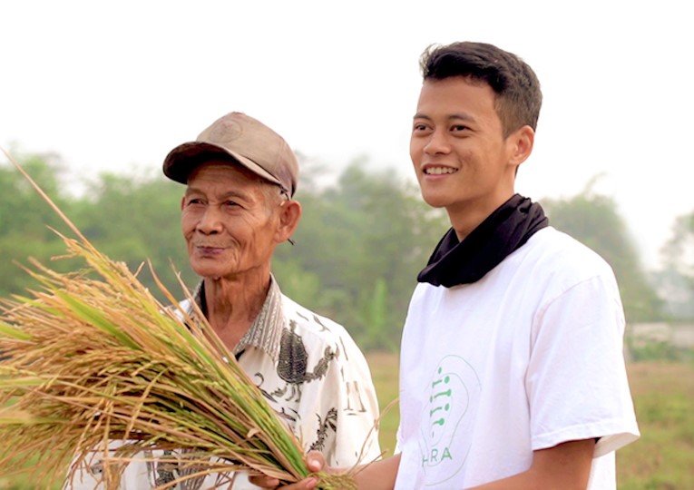 An Agri-tech Startup, HARA, Bridges Farmers with Financial Companies