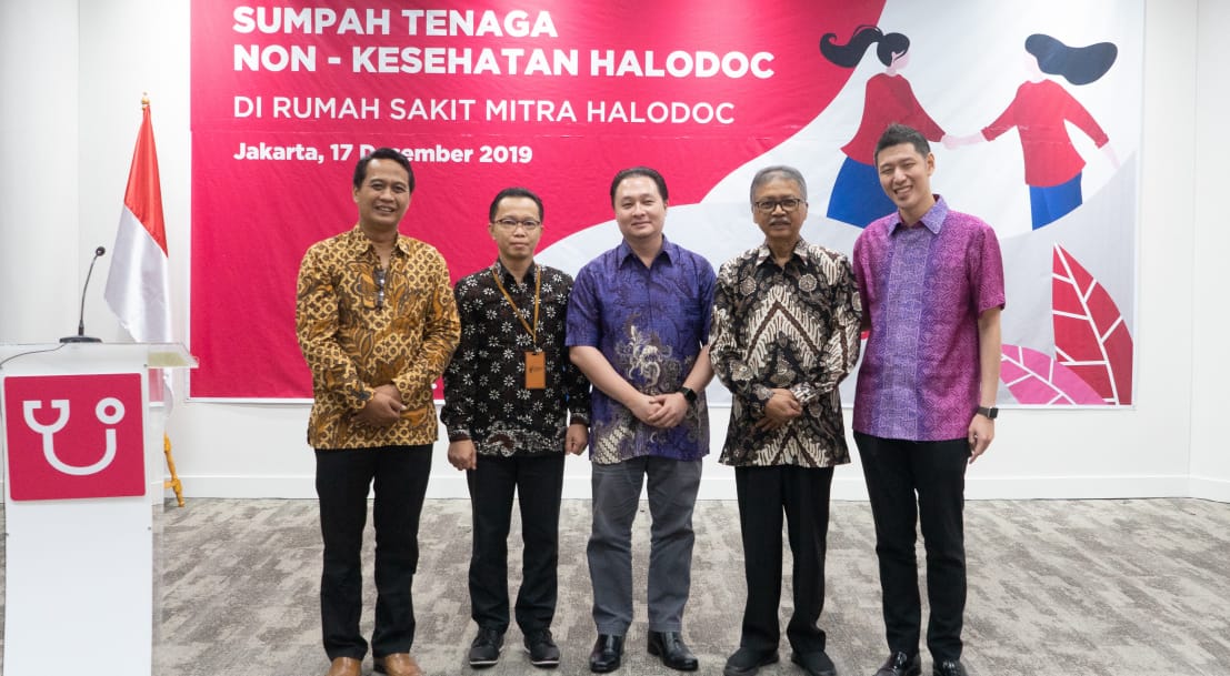 Halodoc Healthcare Startup Takes Oath of Non-Medical Workers