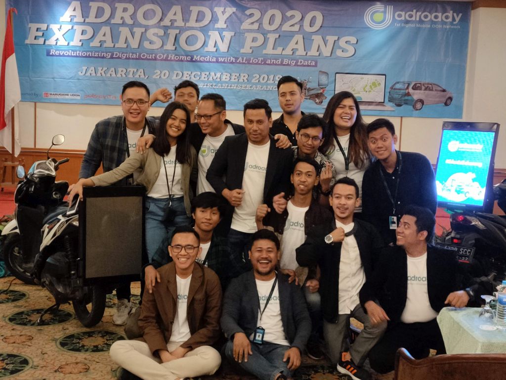 Adroady Expands the Scope of Mobile Digital Advertising Using Motorcycle