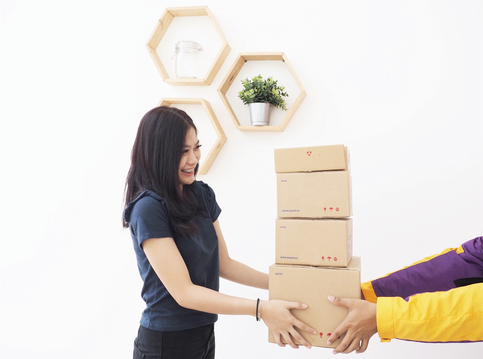 Shipments Continue to Increase, Paxel Startup Expands to Three Islands
