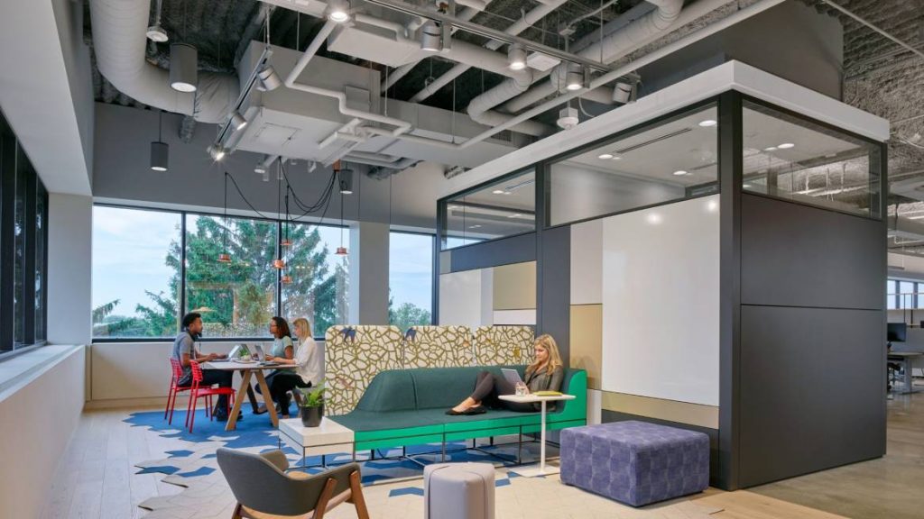 Office design Inspirations for Fun Office Look
