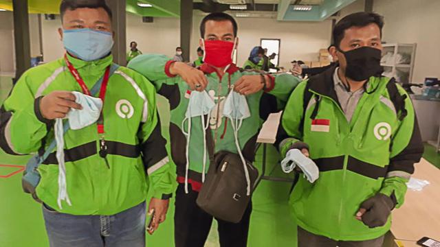 PasarPolis Donated Masks and Launched Innovative Micro-insurance