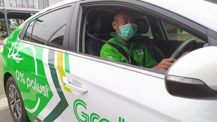 Grab Contribution Special Transportation to Partner's Wife Training