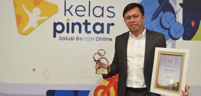 Kelas Pintar Wins the Best Education Platform Award