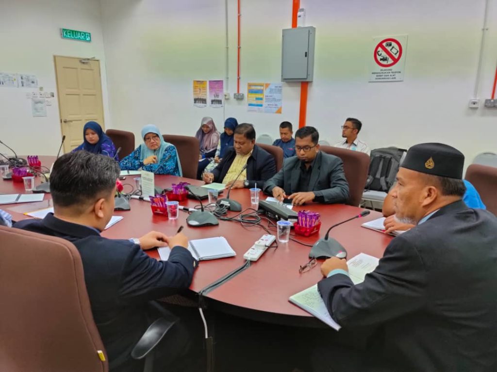 STRATEGIC COLLABORATION TO ENHANCE ACADEMIC DEVELOPMENT AND RESEARCH (source: special) STRATEGIC COLLABORATION TO ENHANCE ACADEMIC DEVELOPMENT AND RESEARCH